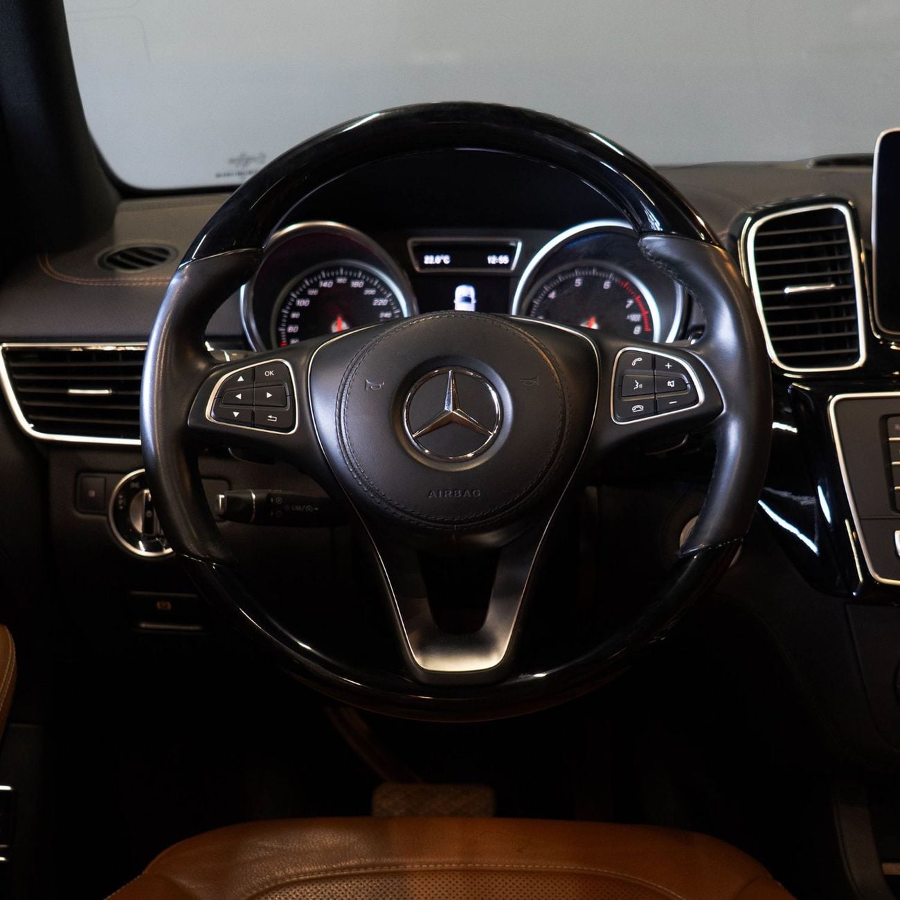 مرسيدس بنز GLS 500 Std 4.7L AED 2,682 P.M • 0% Downpayment • Mercedes GLS500 • 1 Year Warranty