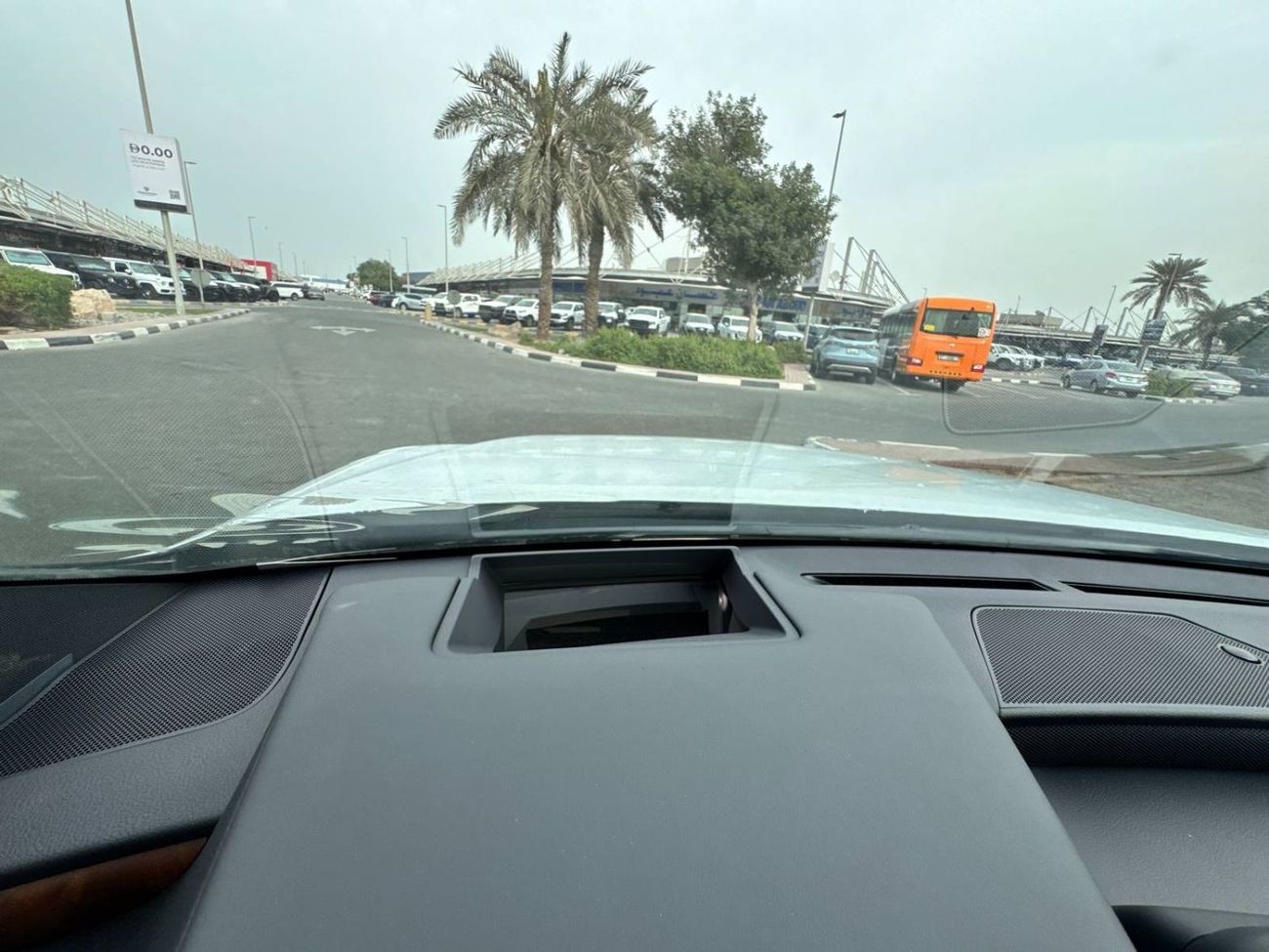 لكزس ES 350 2025 LEXUS ES350 3.5L PANAROMIC ELITE GCC BRAND NEW 0KM