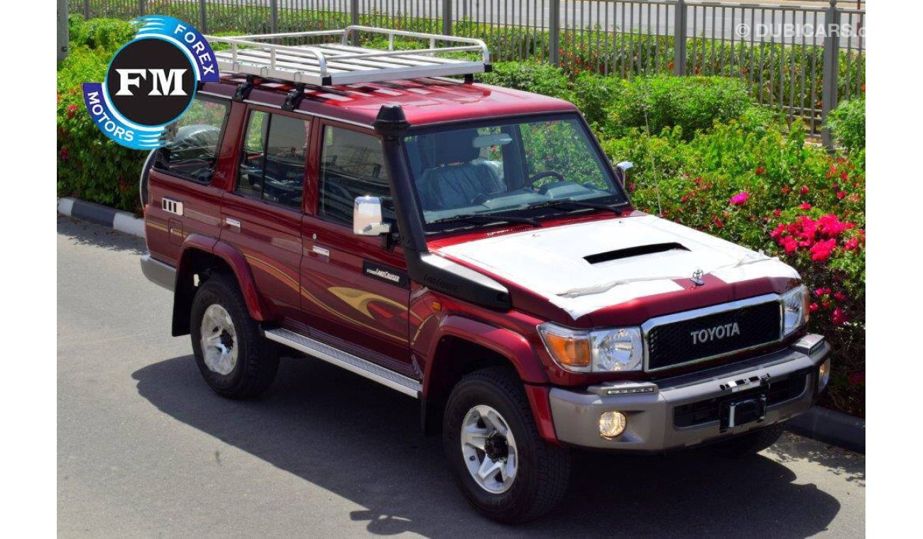 تويوتا لاند كروزر 76 HARDTOP LX LIMITED V8 4.5L TD MT WAGON.