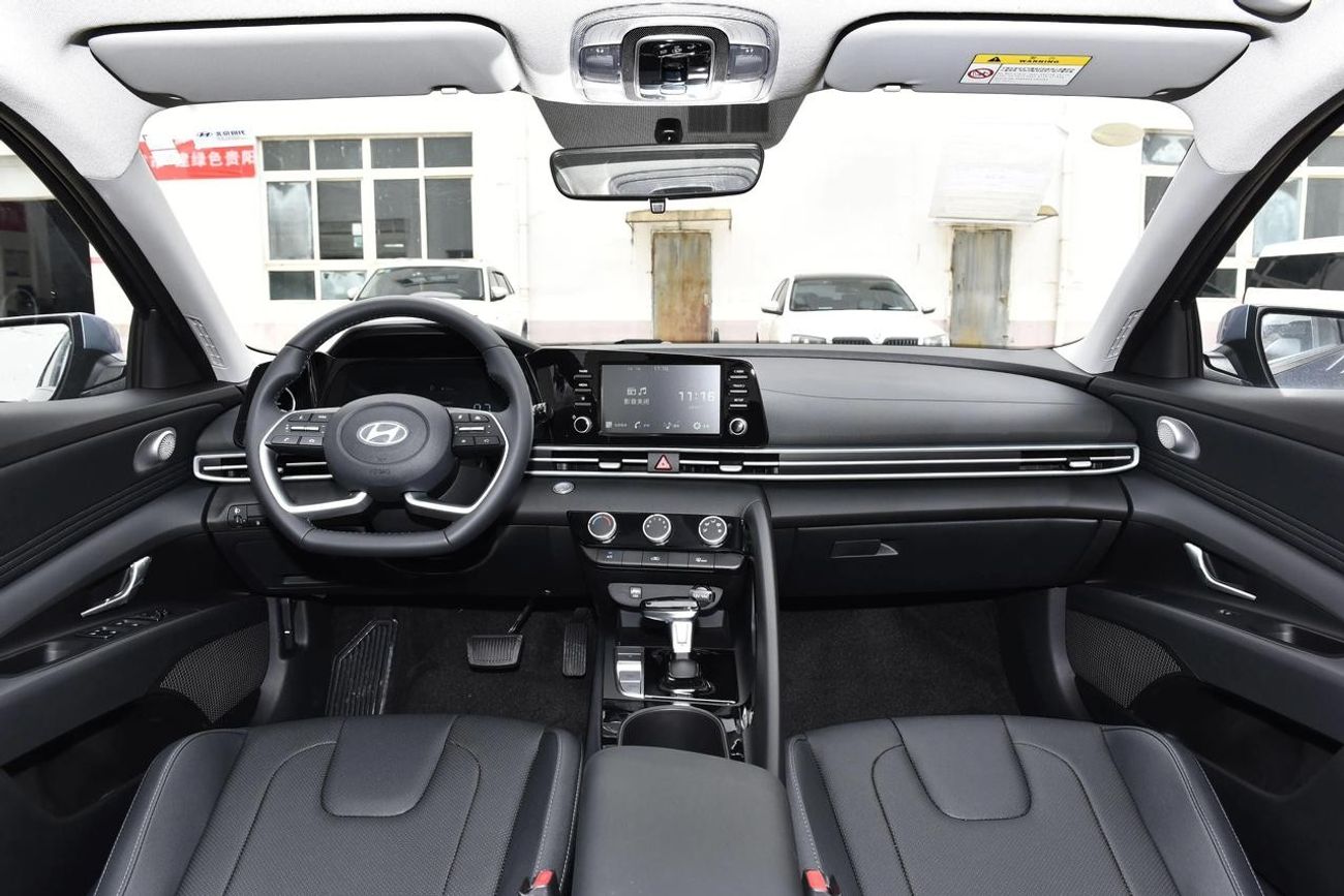 هيونداي إلانترا 1.5L CVT GLX ELITE EDITION