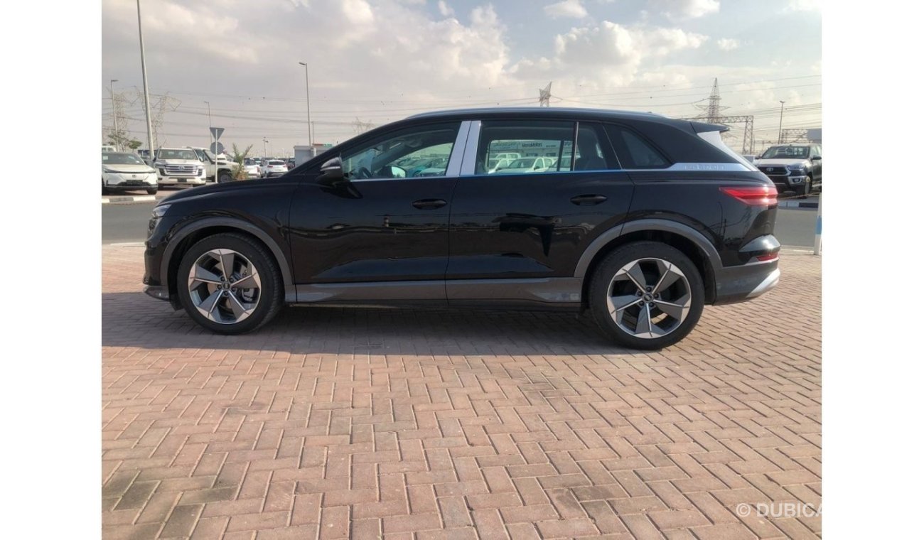 Audi etron AUDI_Q5_E TRON 2022