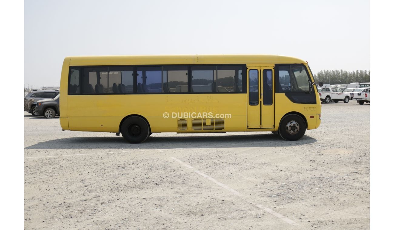 ميتسوبيشي روزا 26 SEATER SCHOOL BUS