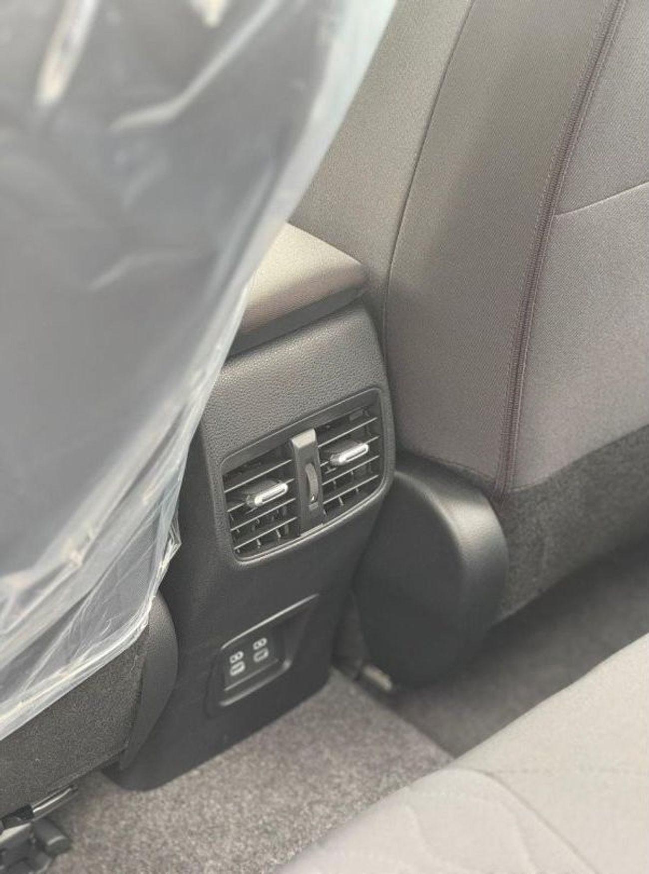 تويوتا كورولا 1.8 L hybrid  2024  Sunroof  Cross control  Audio control  China spec