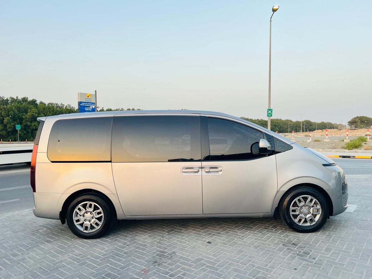 Hyundai Staria 11 SEAT