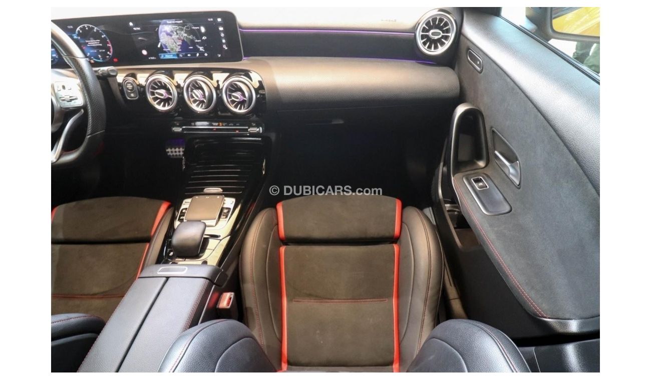 Mercedes-Benz A 35 AMG Mercedes-Benz A35 AMG 2019