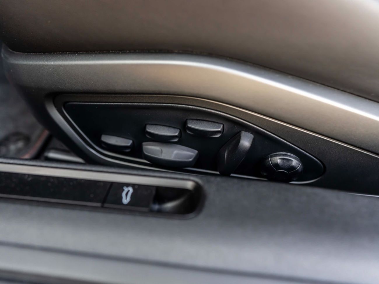 Porsche 911 Carrera GTS