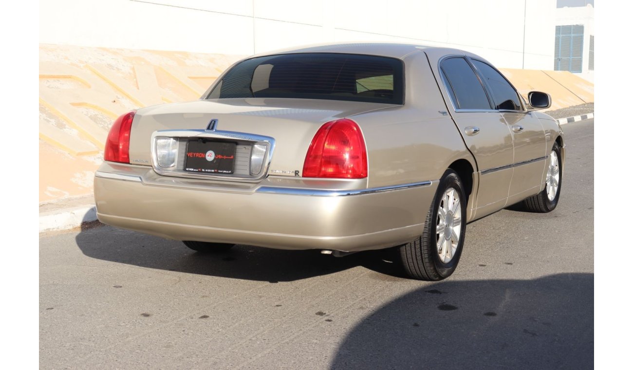 Lincoln Town Car NEW ARRIVAL FREE REGISTRATION EXCELLENT CONDITION