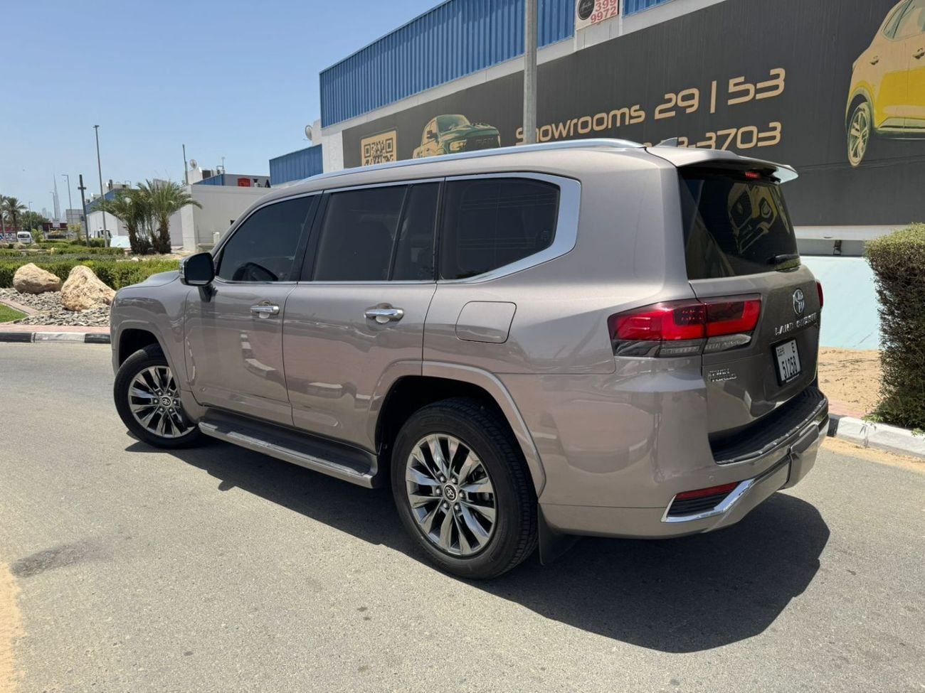تويوتا لاند كروزر VXR