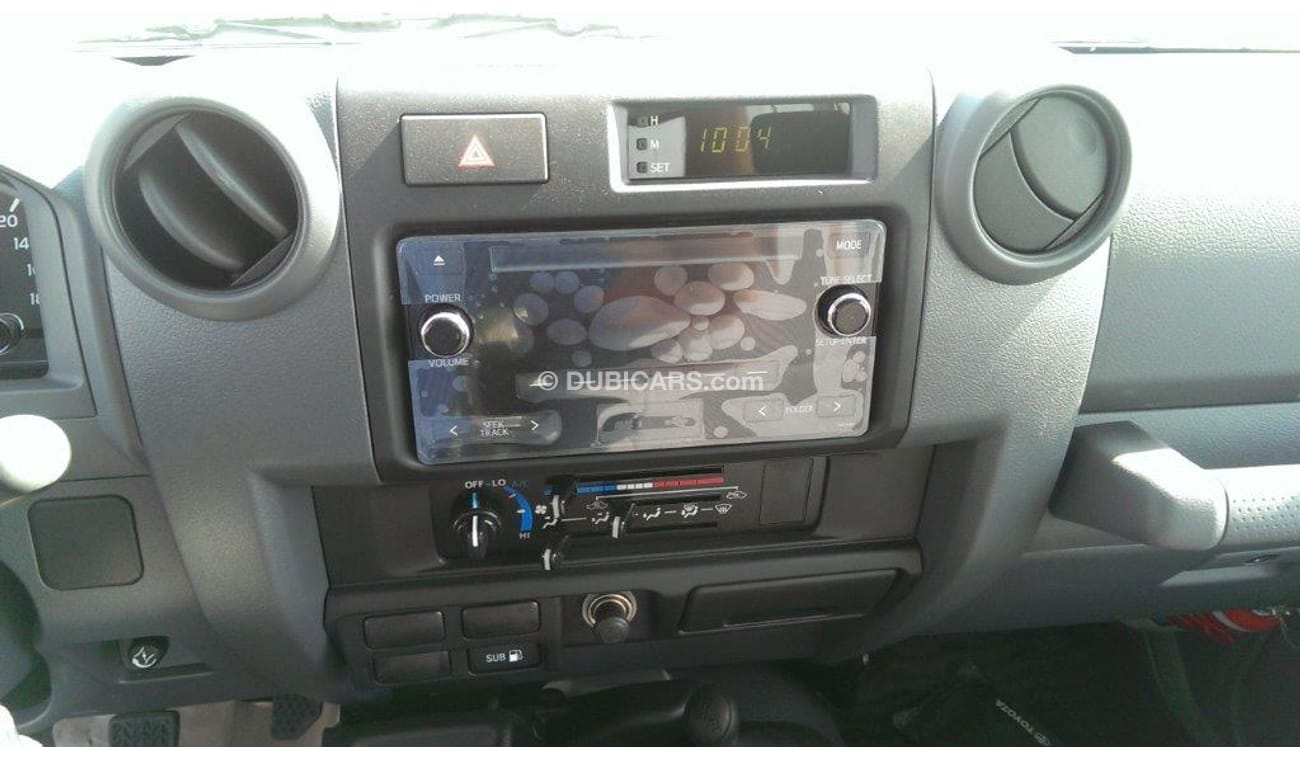 Toyota Land Cruiser Hard Top 78 LX 13, Diesel, 13 Seats