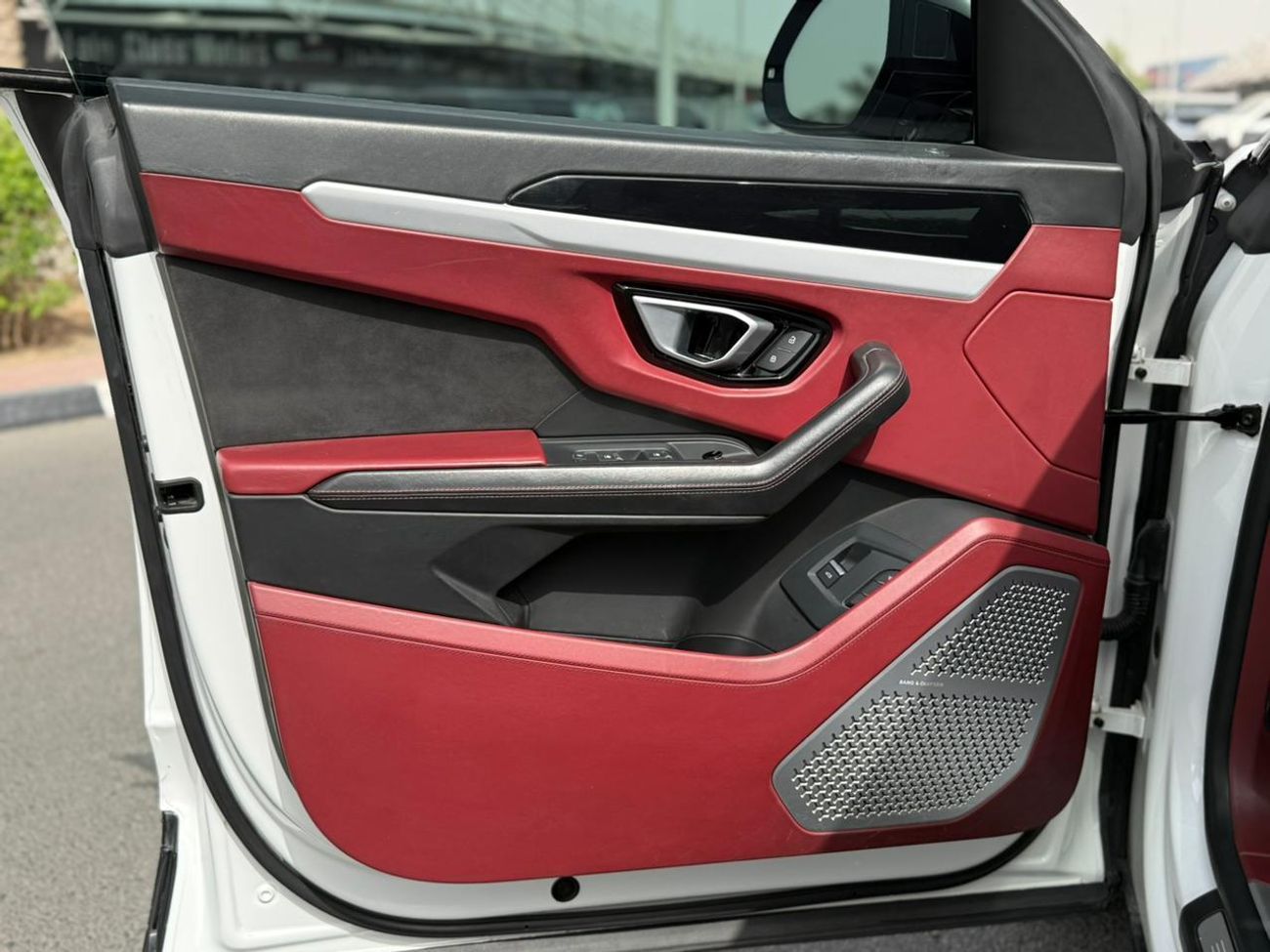 لامبورغيني اوروس STD 4.0T V8