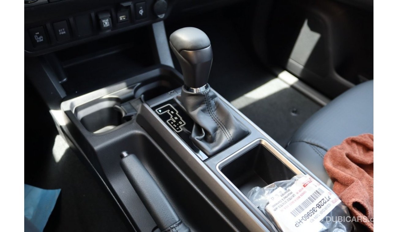 Toyota Tacoma 2023 TOYOTA TACOMA TRD OFF ROAD