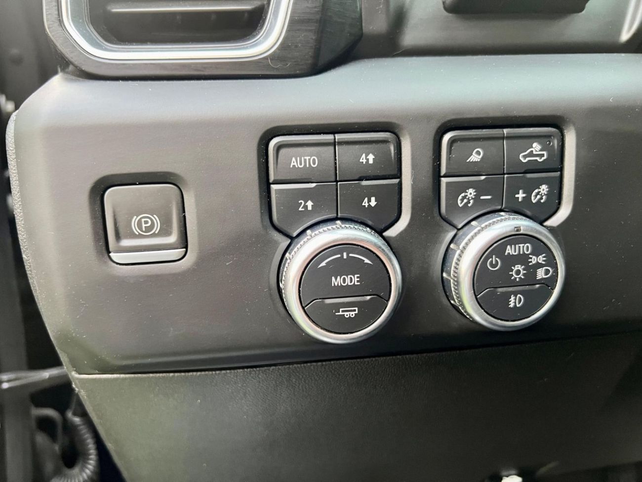 GMC Sierra GMC Sierra Denali HD v8 6.6 full option warranty one year