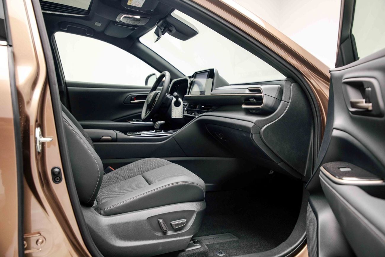 Toyota Crown HEV 2.5L - Precious Bronze Inside Black | Export Only