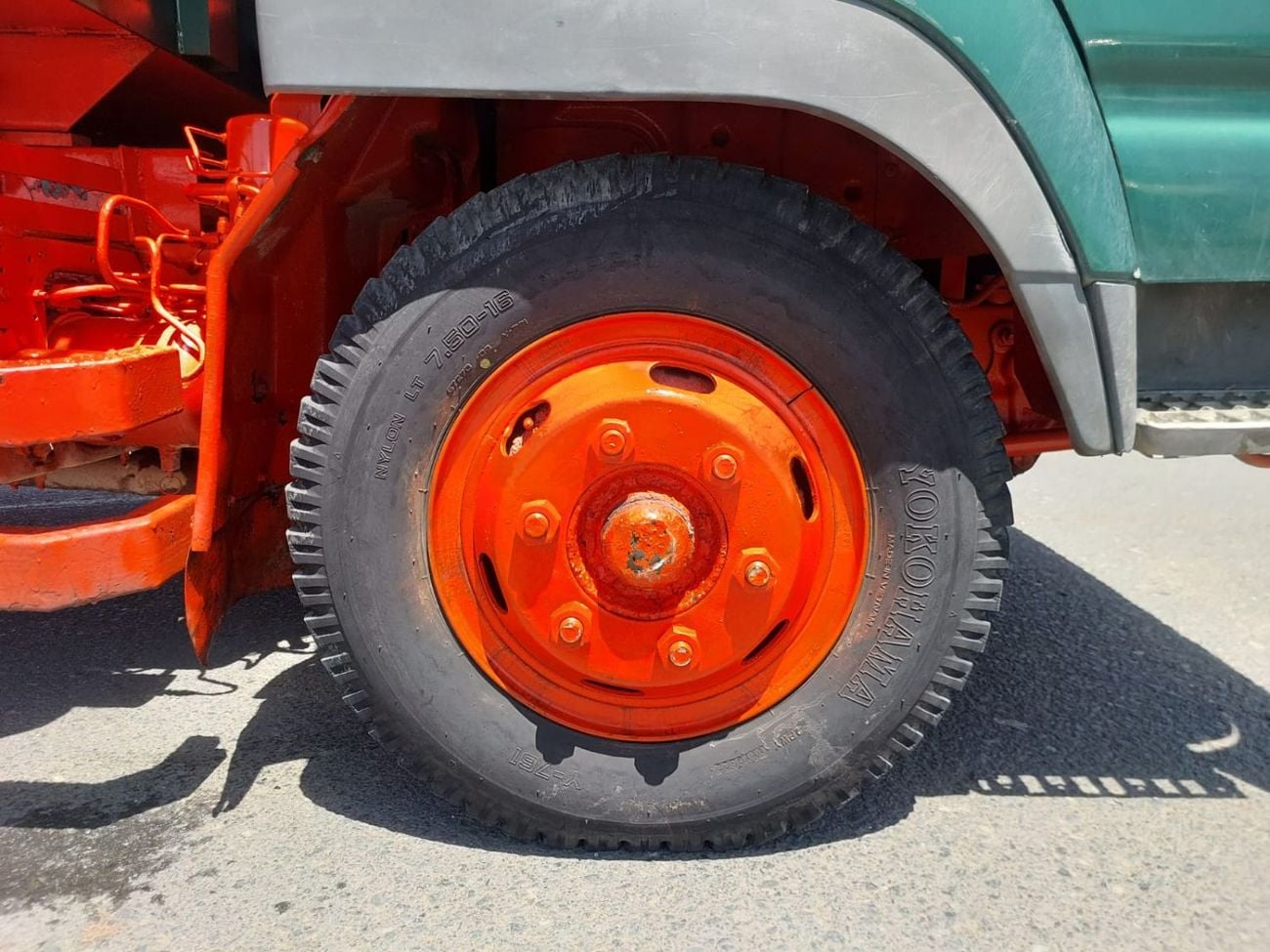 إيسوزو فوروارد ISUZU FORWARD JUSTON DUMPER TRUCK RHD 1995 MODEL 8.2 L DIESEL MANUAL(PM000298)