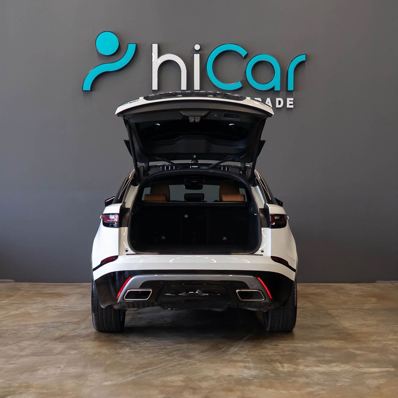 Land Rover Range Rover Velar P380 R-Dynamic SE 3.0L (375 HP) AED 2,565 pm • 0% Downpayment • Velar P380 HSE R-Dynamic • 1 Year Wa