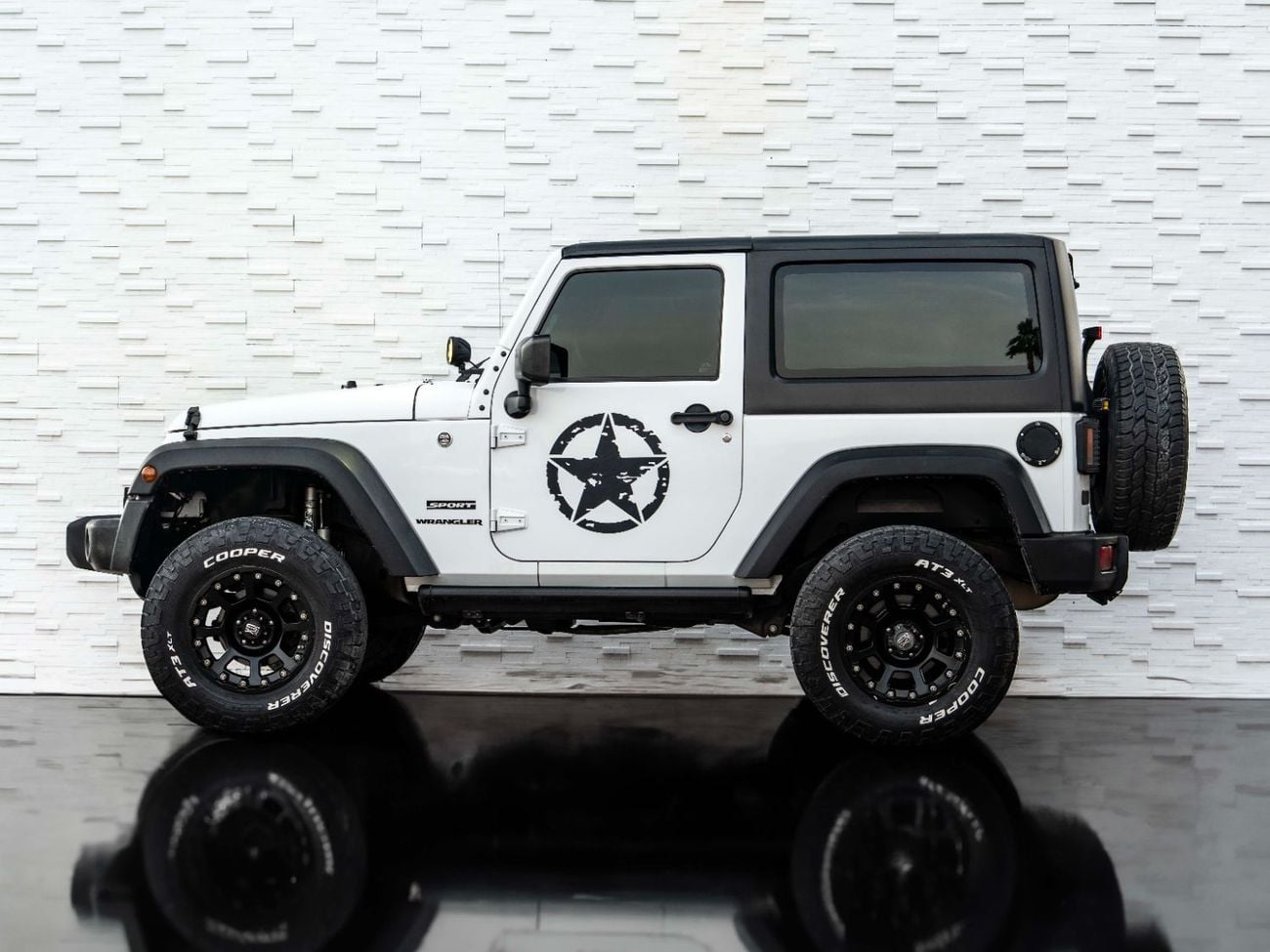 Jeep Wrangler Sport 3.6L A/T