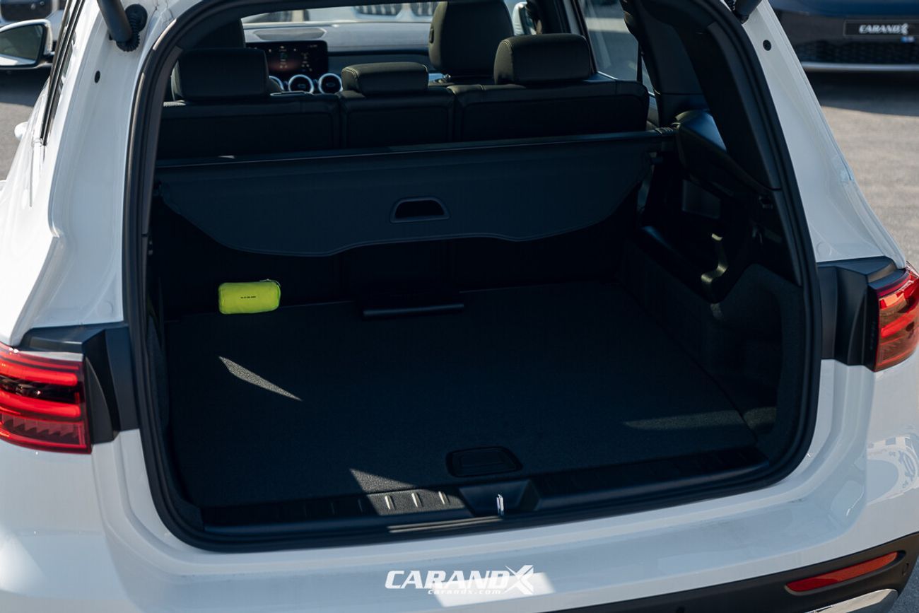 مرسيدس بنز GLB 200 Mercedes-Benz GLB 200 1.3 TURBO 2024