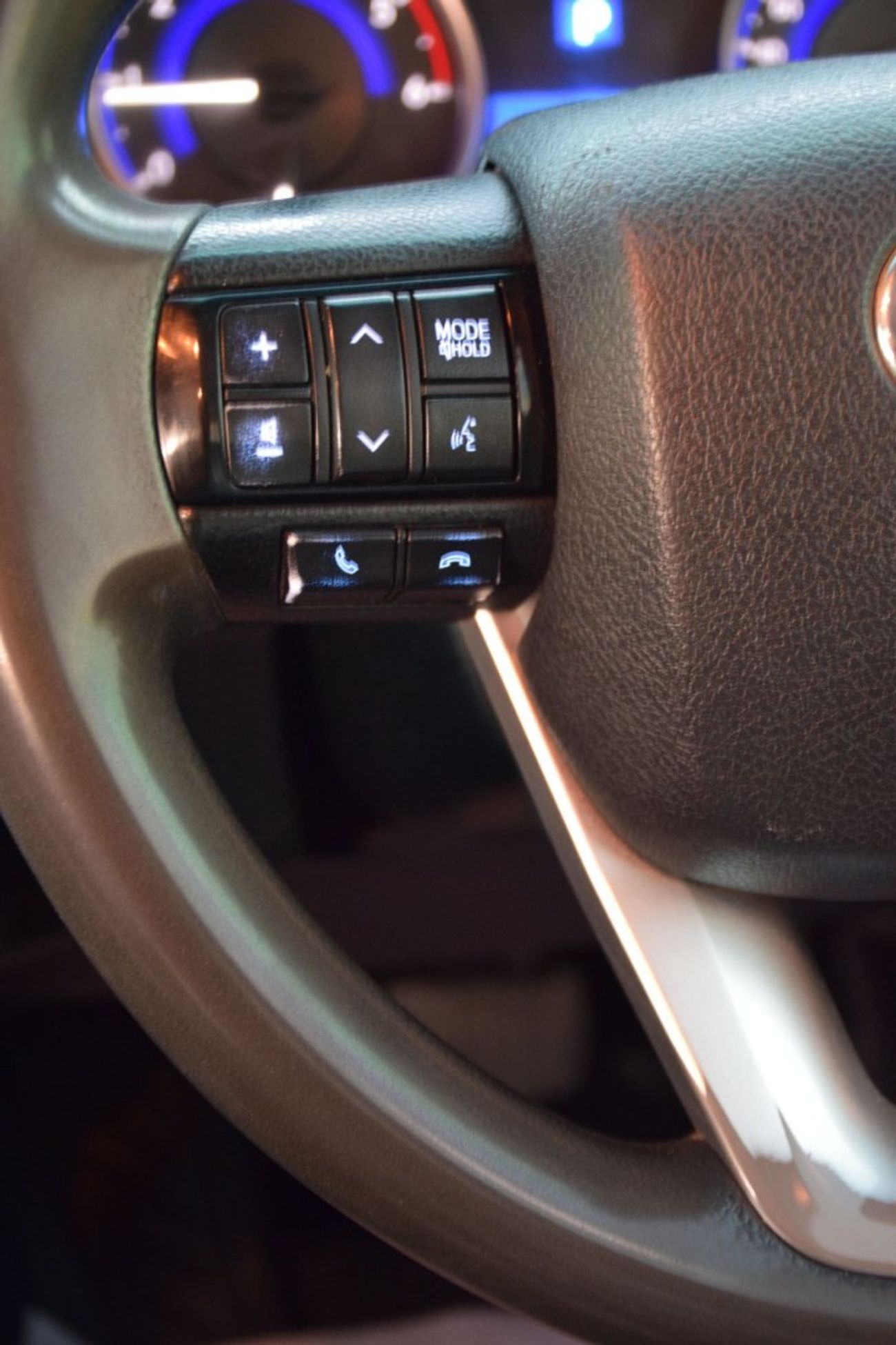 Toyota Hilux ADV 2.8L