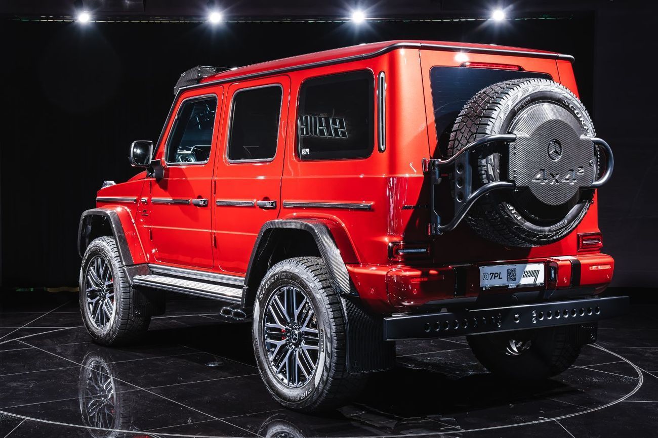 مرسيدس بنز G 63 AMG 4X4² Mercedes-Benz AMG G63 4x4² + Night II + Superior + TV