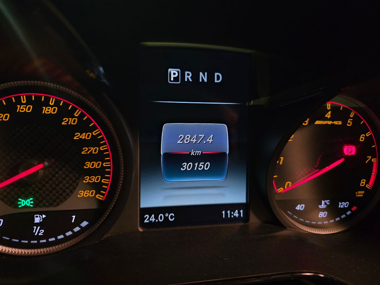 مرسيدس بنز AMG GTR