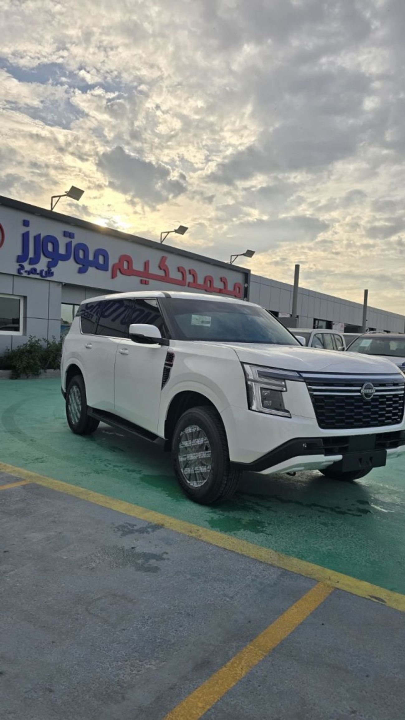 نيسان باترول XE 3.8L