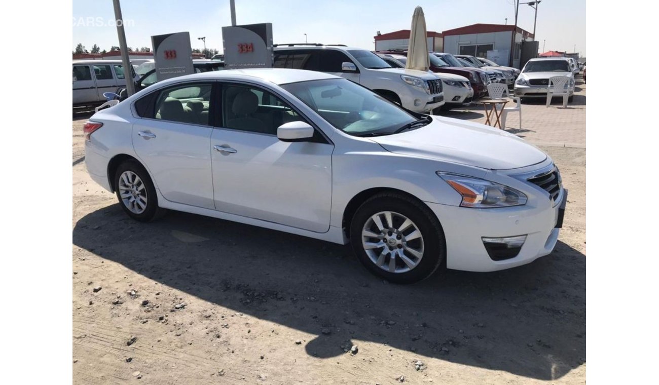 Nissan Altima Nissan Altima 2016 gcc very celen car for sale