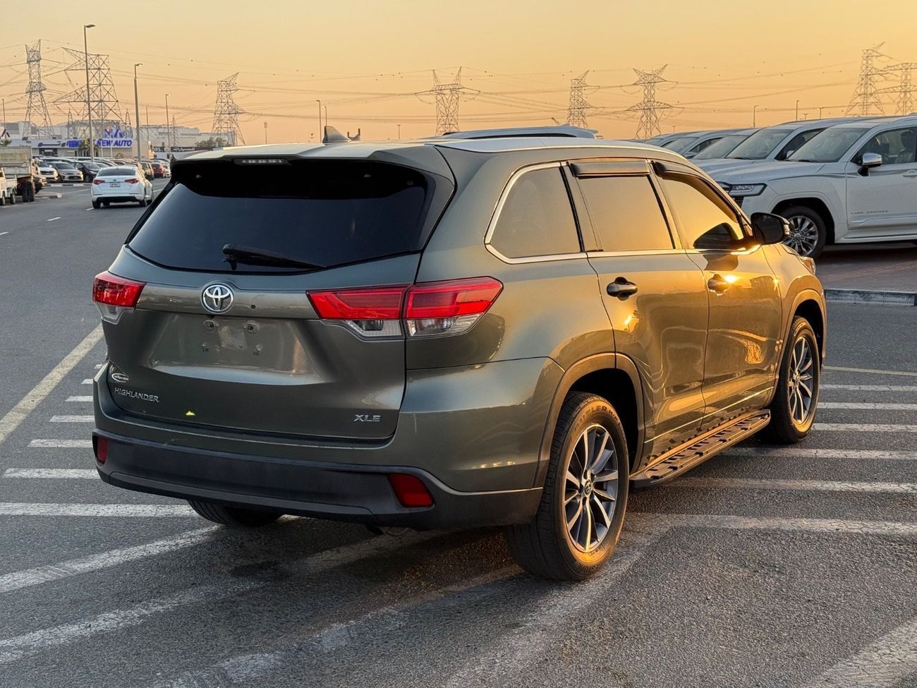 Toyota Highlander 2018 TOYOTA HIGHLANDER XLE FULL OPTIONS IMPORTED FROM USA