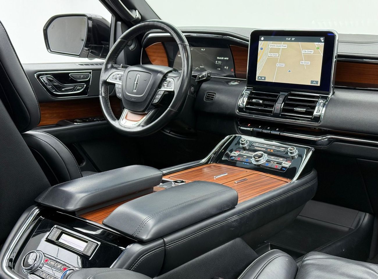 Lincoln Navigator Presidential 3.5L 2019 Lincoln Navigator Presidential, Warranty, Full Lincoln Service History, 8 Sea