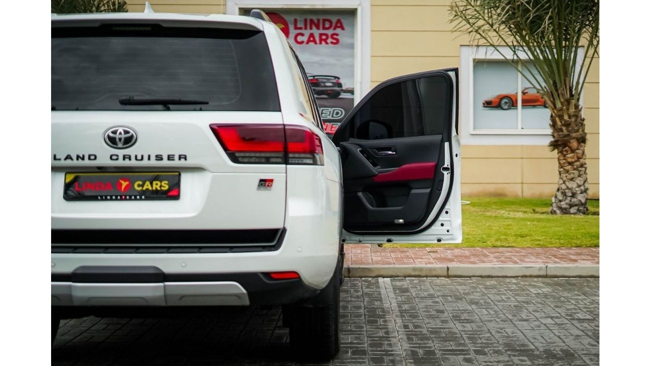 Toyota Land Cruiser GR-S