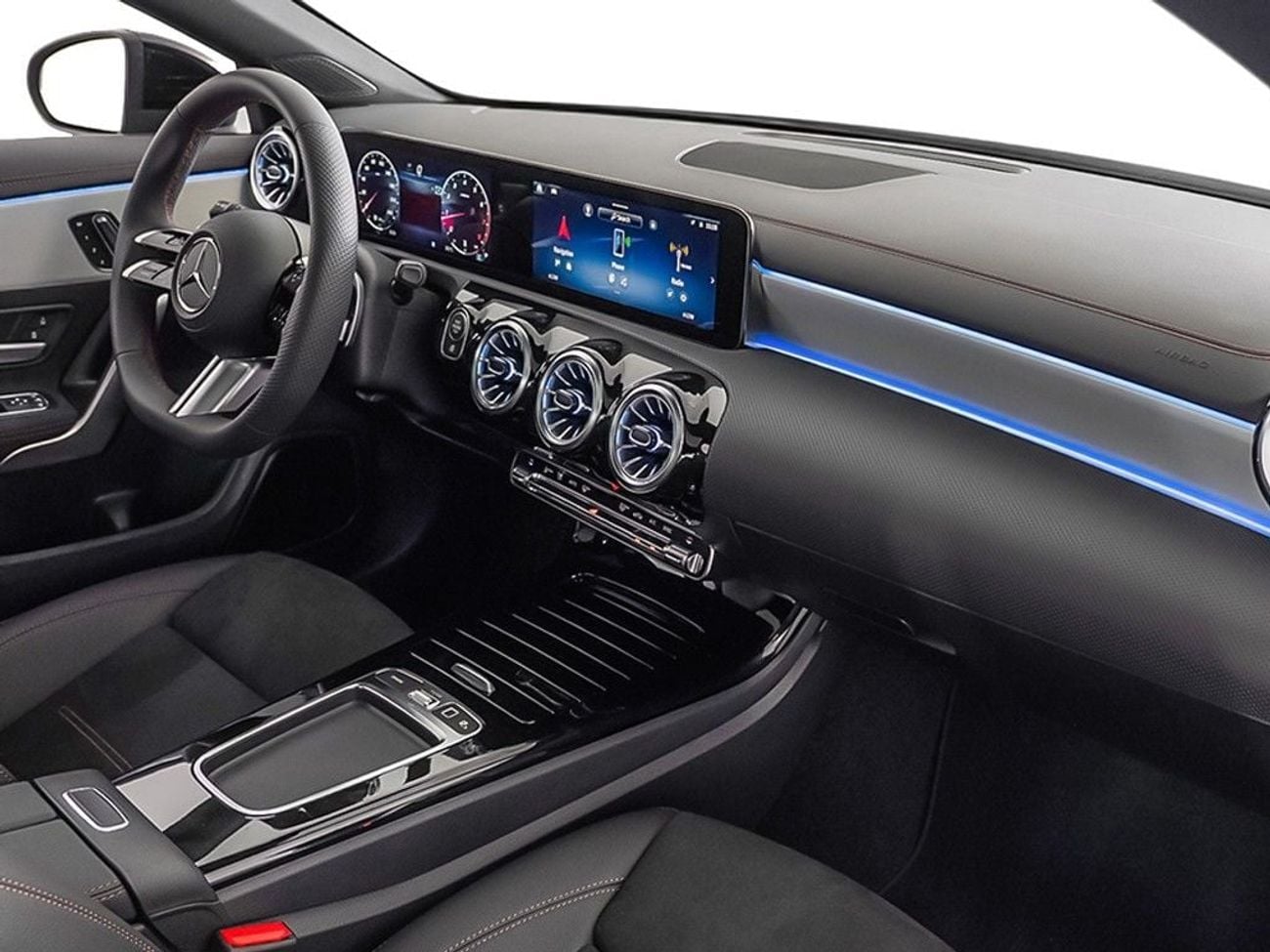 مرسيدس بنز CLA 200 PREMIUM PLUS 2026 Mercedes Benz CLA200 / Brand New / 5 Year Mercedes Warranty