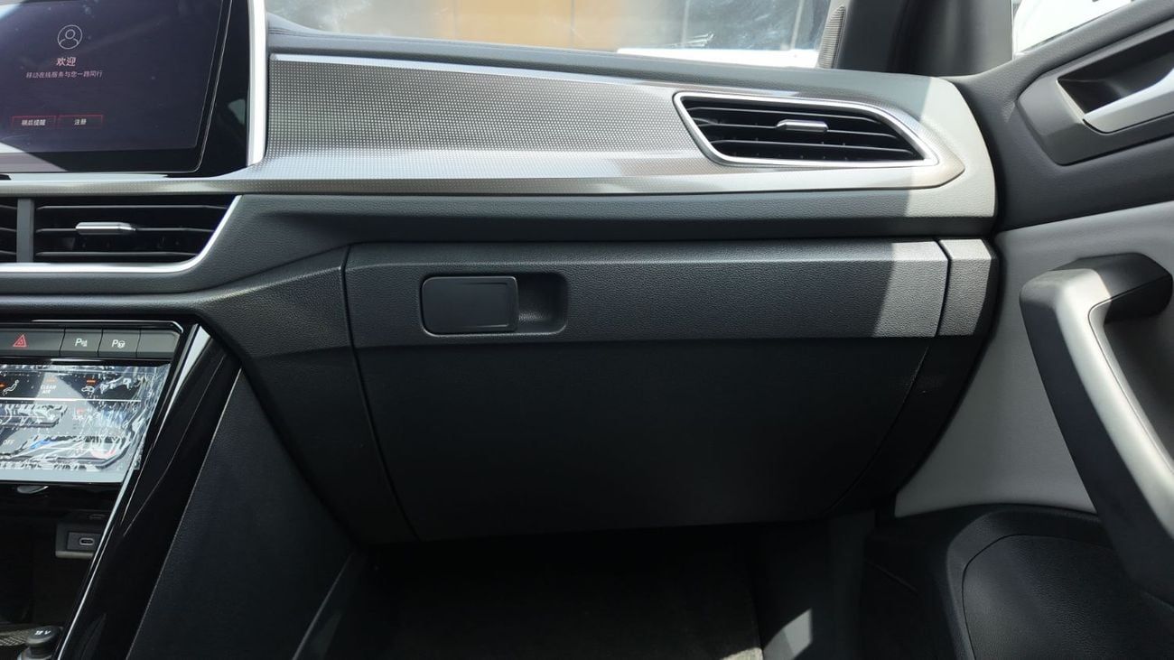 Volkswagen T ROC Volkswagen T-Roc 300TSI