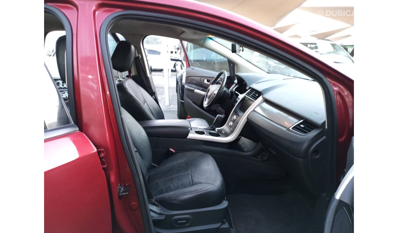 Ford Edge Gulf model 2013 cruise control, leather wheels, camera screen, in excellent condition