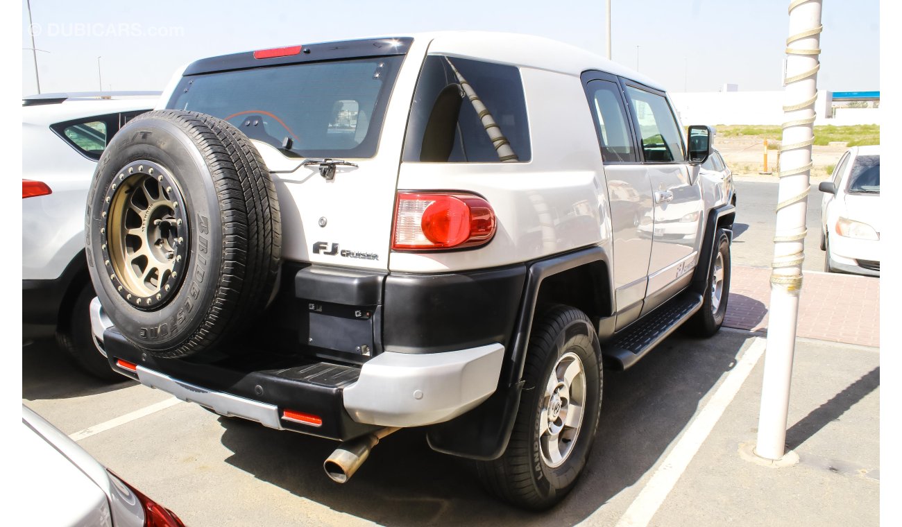 Toyota FJ Cruiser