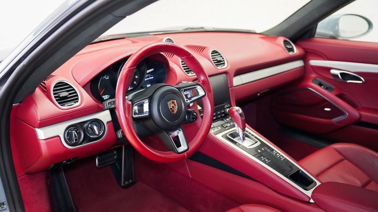 Porsche 718 Cayman GTS 4.0L A/T UAE's Very Best Example | AED 5,725 Per Month