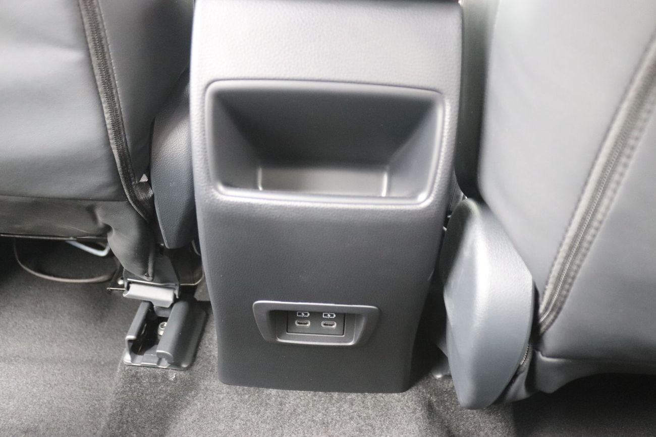 Toyota Frontlander STD 2.0L HYBRID, FACELIFT , ELECTREIC SEAT, LEATHER SEAT, SUNROOF, ELECTRIC BACK DOOR, MODEL 2025