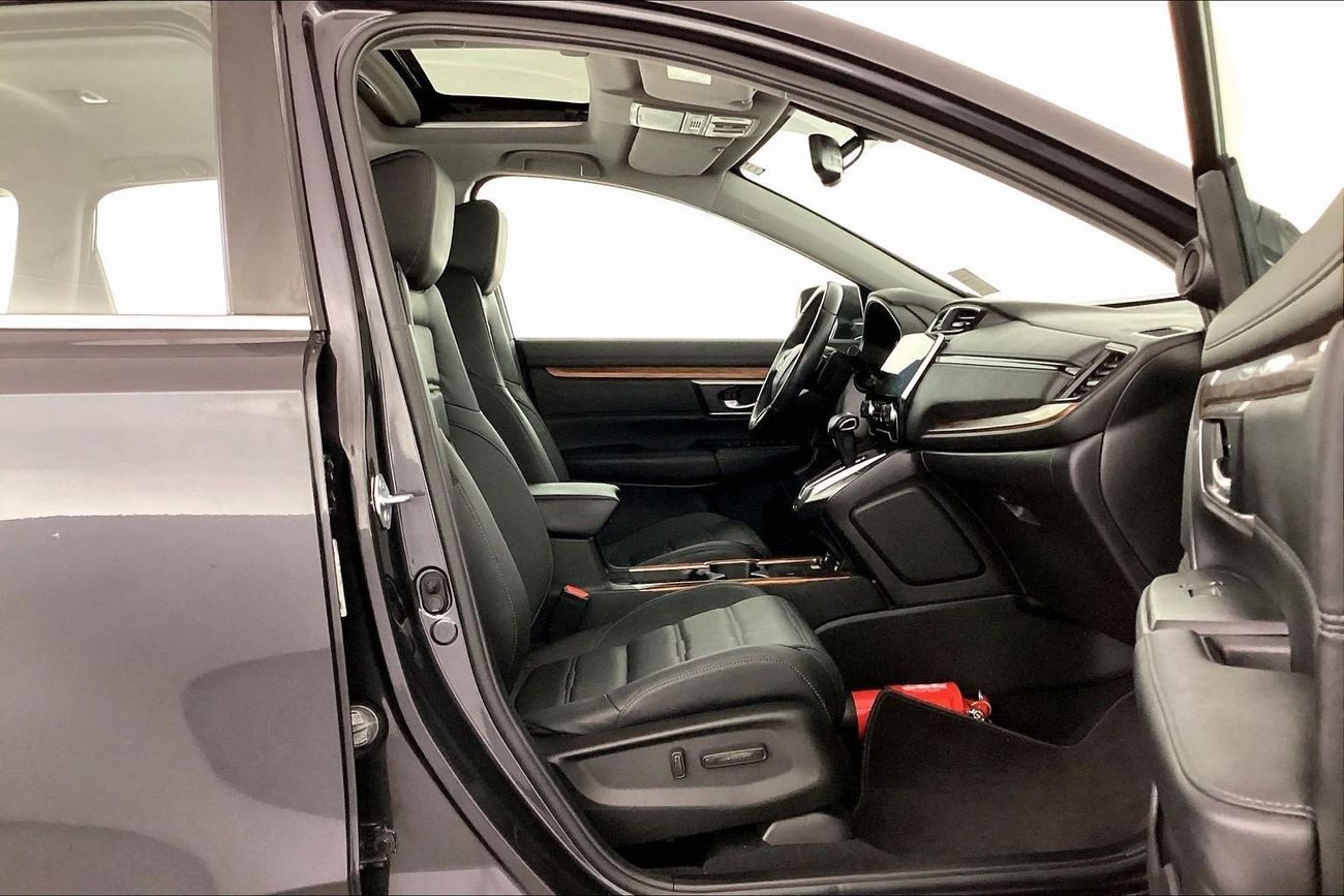 Honda CRV Touring | National Day Celebration | Guaranteed Warranty | 0 Down Payment