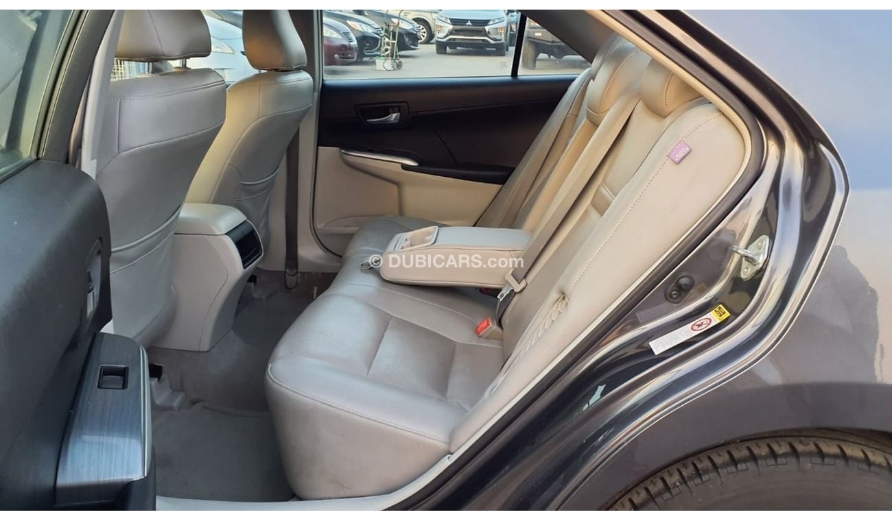 تويوتا كامري TOYOTA CAMRY HYBRID  FRESH IMPORT
