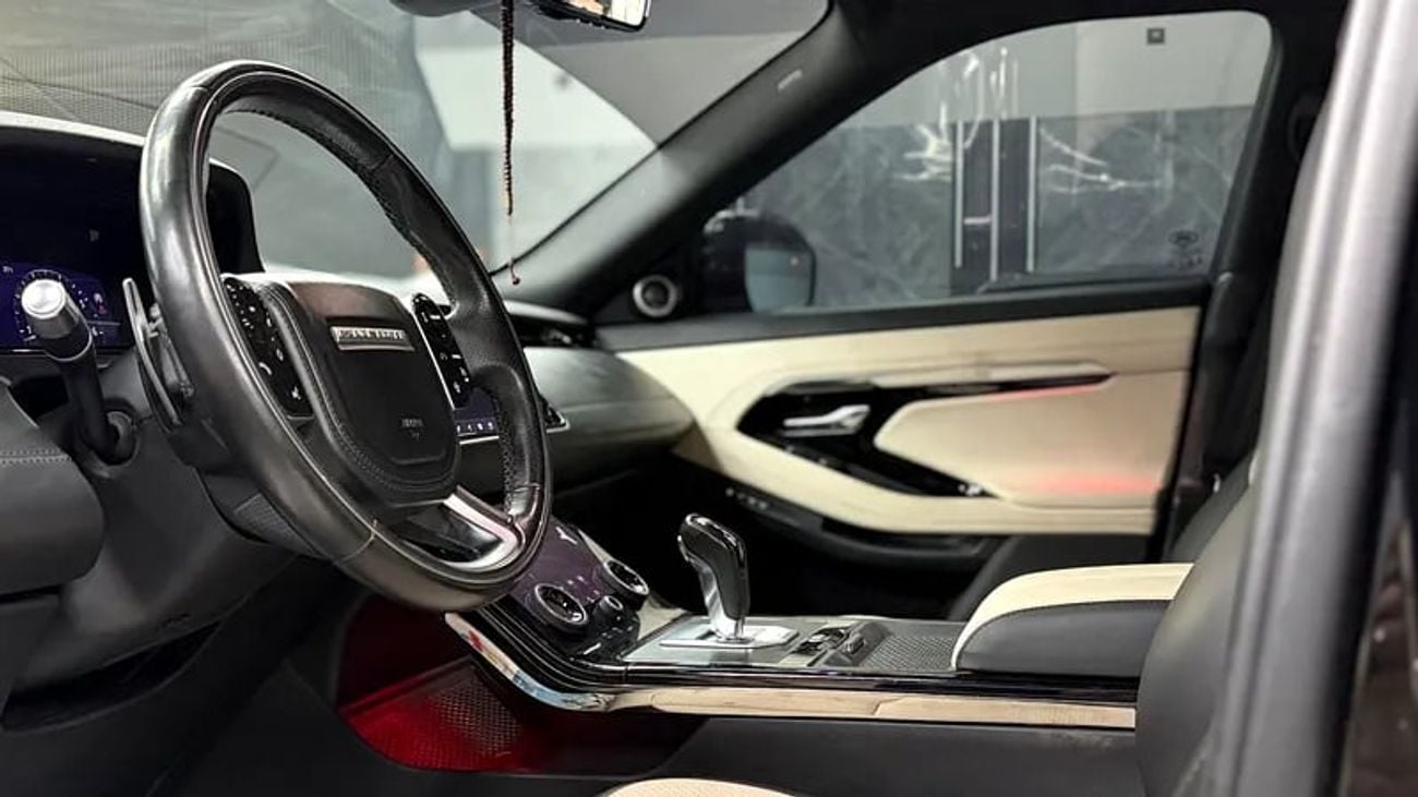 لاند روفر رانج روفر إيفوك P200 HSE 2.0L