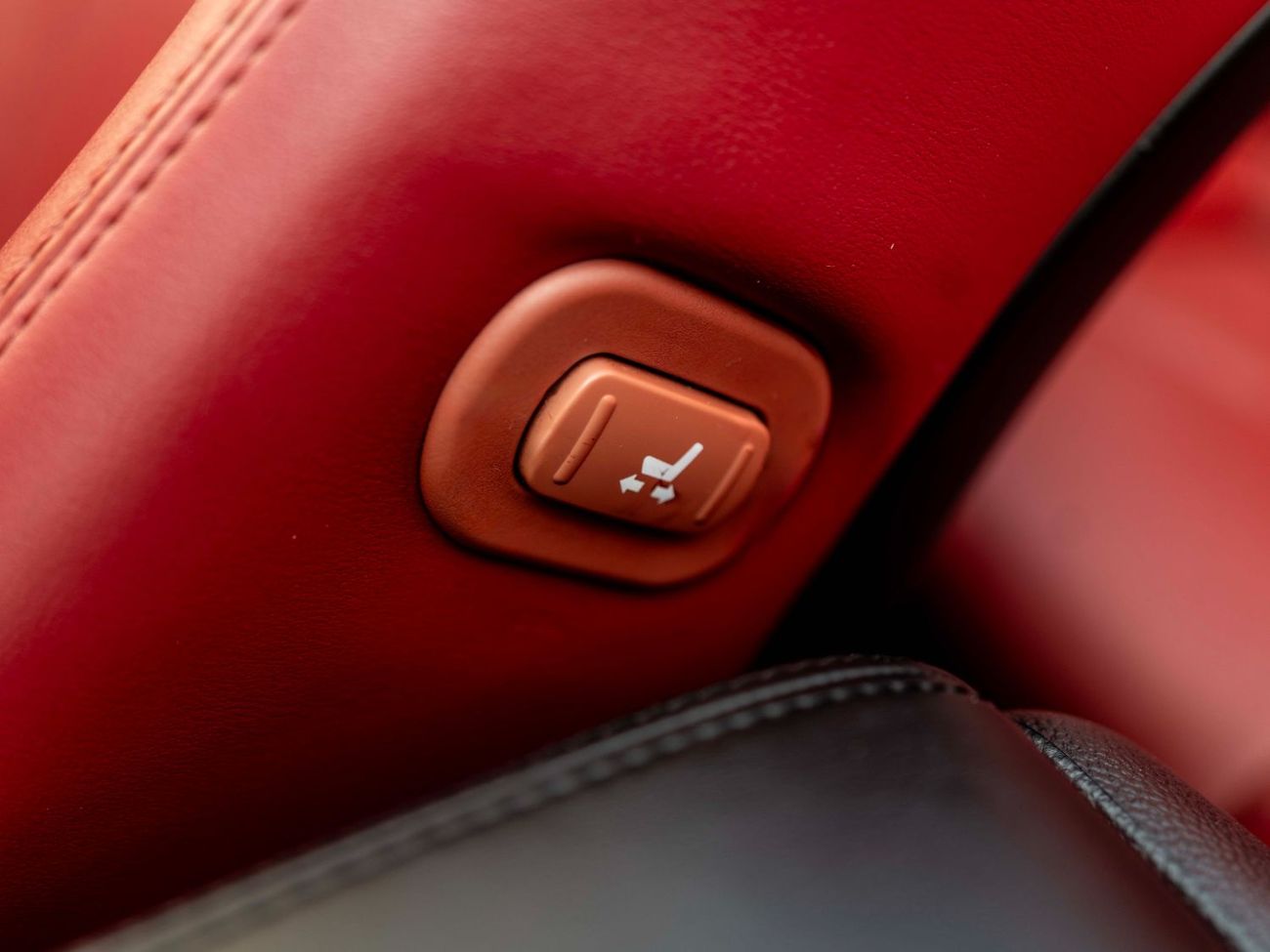 Infiniti Q60 CONVERTIBLE