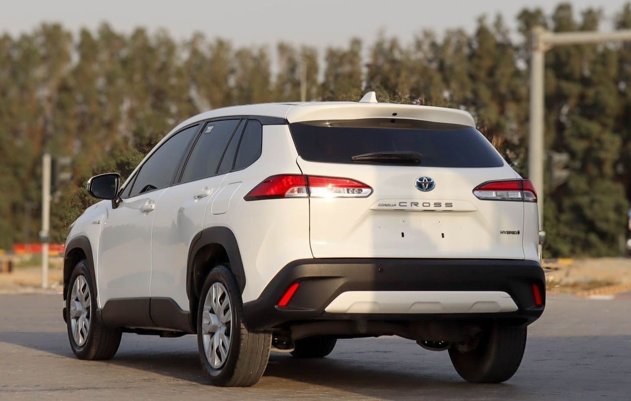 تويوتا كورولا كروس 1.8L XL (HEV) Toyota Corolla Cross Hybrid 1.8L 2022 GCC Original Paint Accident Free, excellent cond