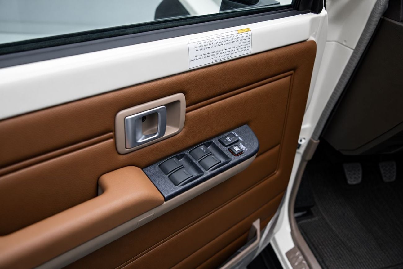 Toyota Land Cruiser 70 LC76 LX Hardtop 2.8L - White Inside Saddle Tan | Export Only