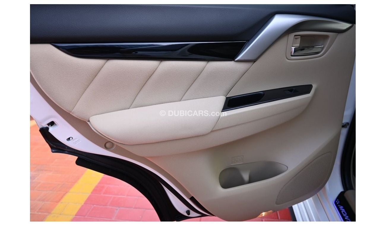 ميتسوبيشي مونتيرو ميتسوبيشي مونتيرو سبورت 3.0 لتر دفع رباعي 5 باب اللون الابيض الموديل: 2017