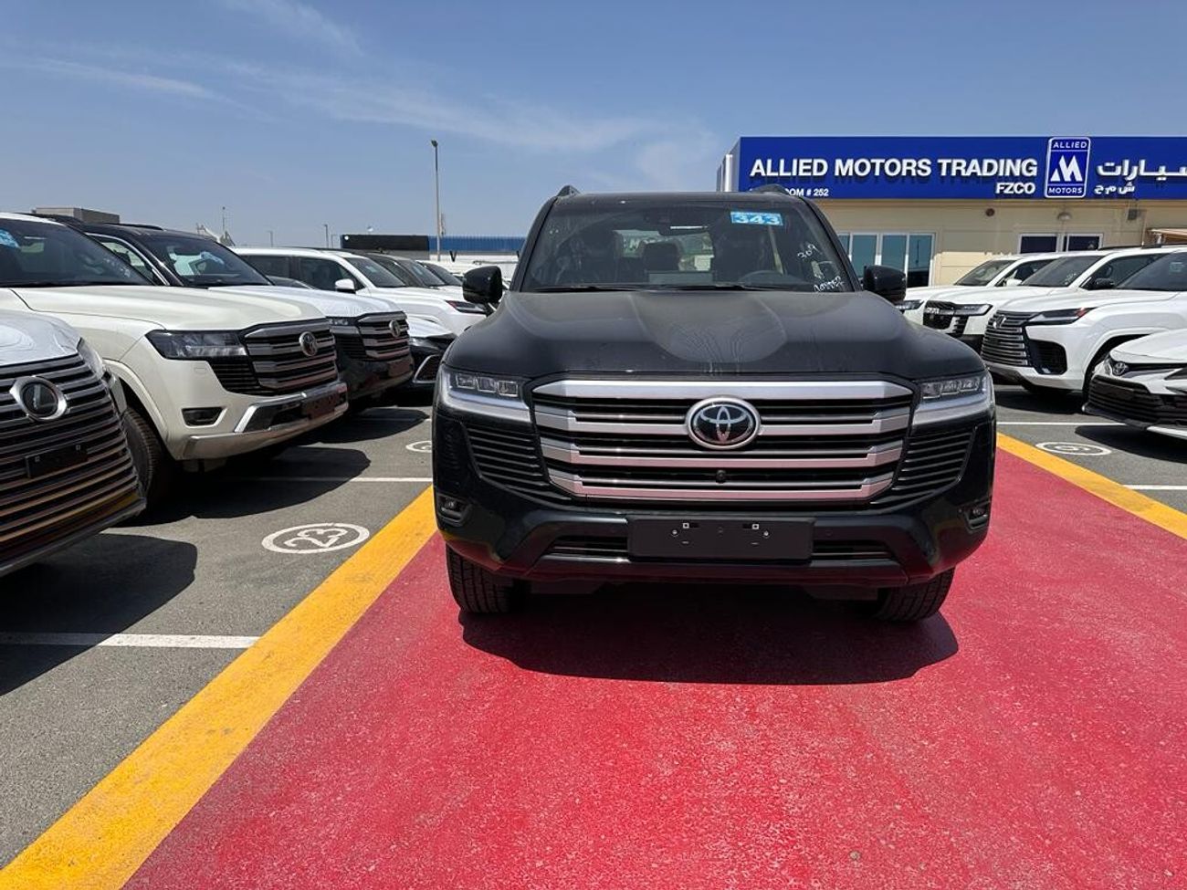 تويوتا لاند كروزر 2023 تويوتا لاندكروزر في اكس 3.3ل ديزل 7 مراتب جديد