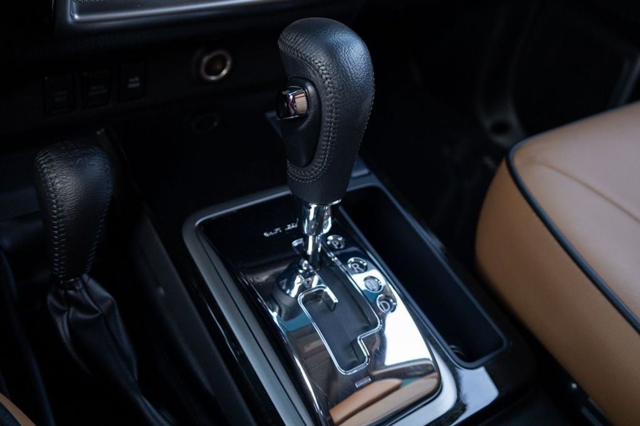 Nissan Patrol Super Safari Nissan Patrol Super Safari 2022 (LOWEST MILEAGE) GCC under Warranty with Flexible Down-Payment.