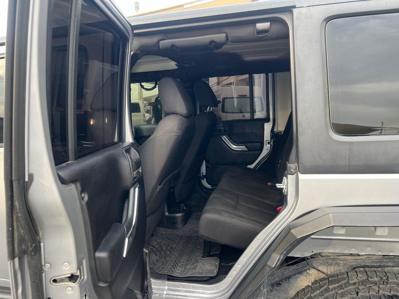 Jeep Wrangler Unlimited Unlimited Sport S 3.6L A/T