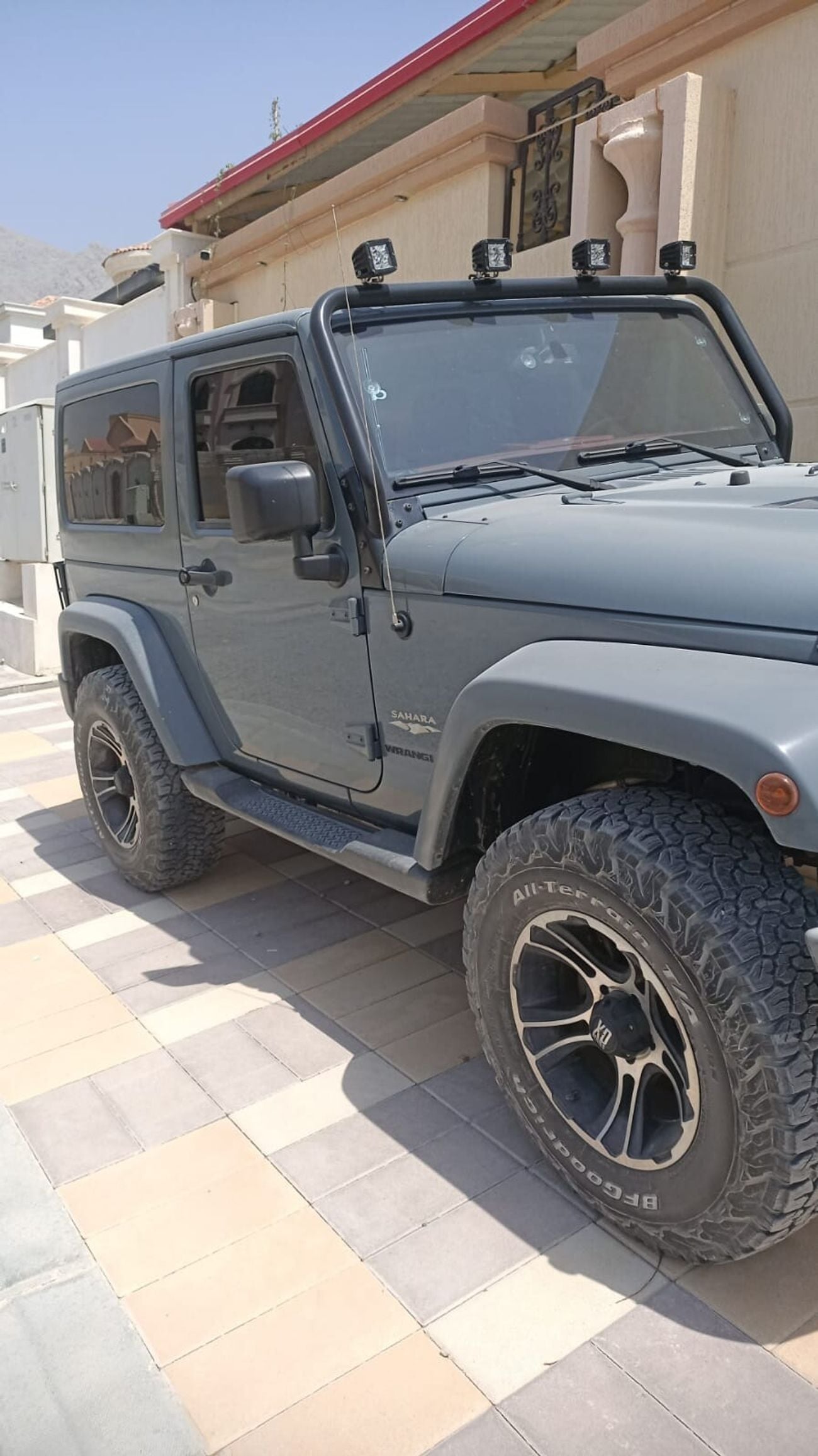 Jeep Wrangler Sahara 3.6L A/T