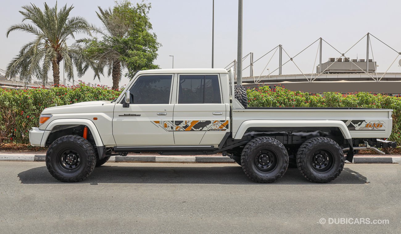 Toyota Land Cruiser Pick Up Black Mountain 6X6 79-Series 4.5L V8 Turbo Diesel , 2022 , GCC , 0Km , (ONLY FOR EXPORT)