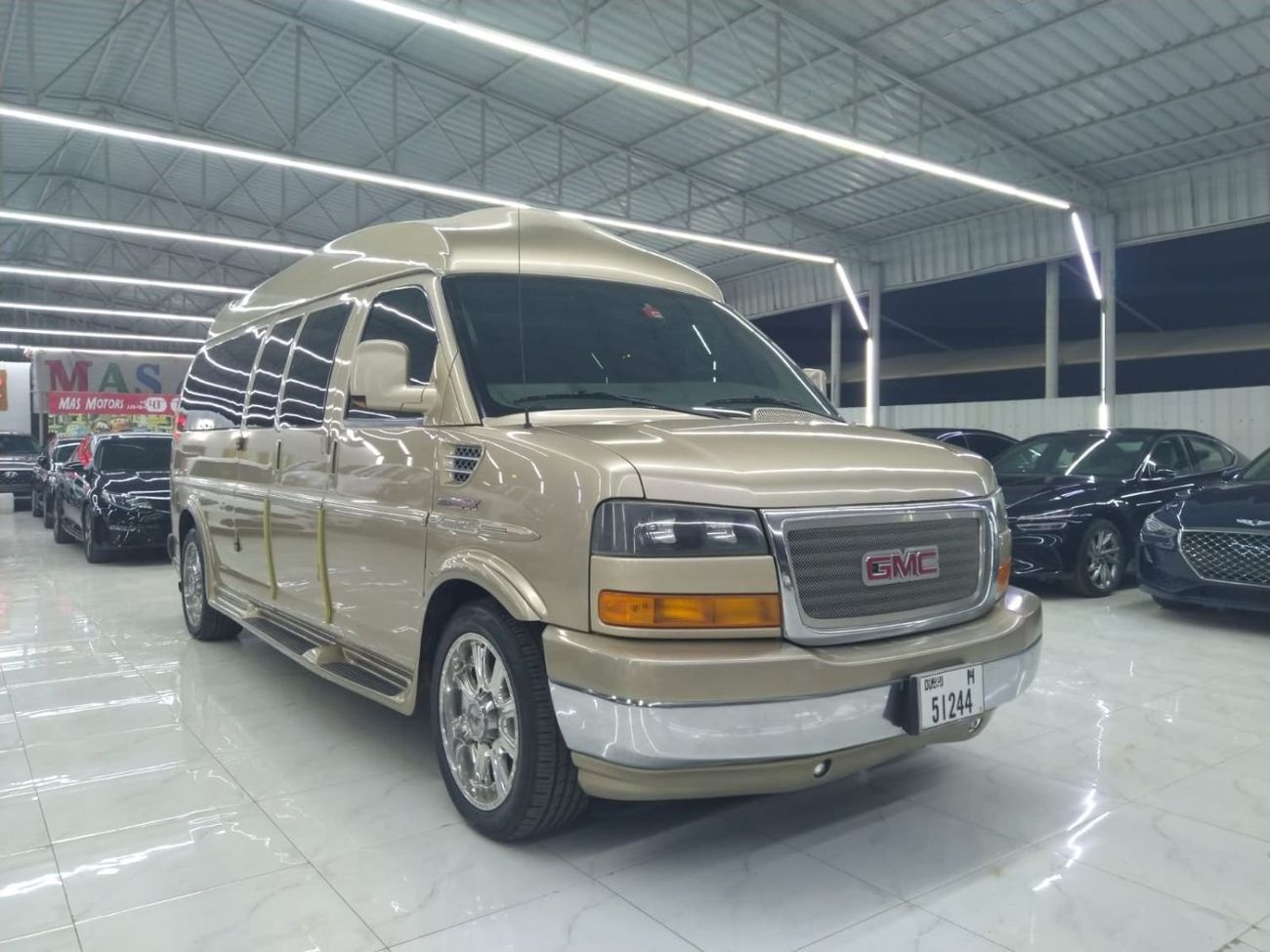 GMC Savana