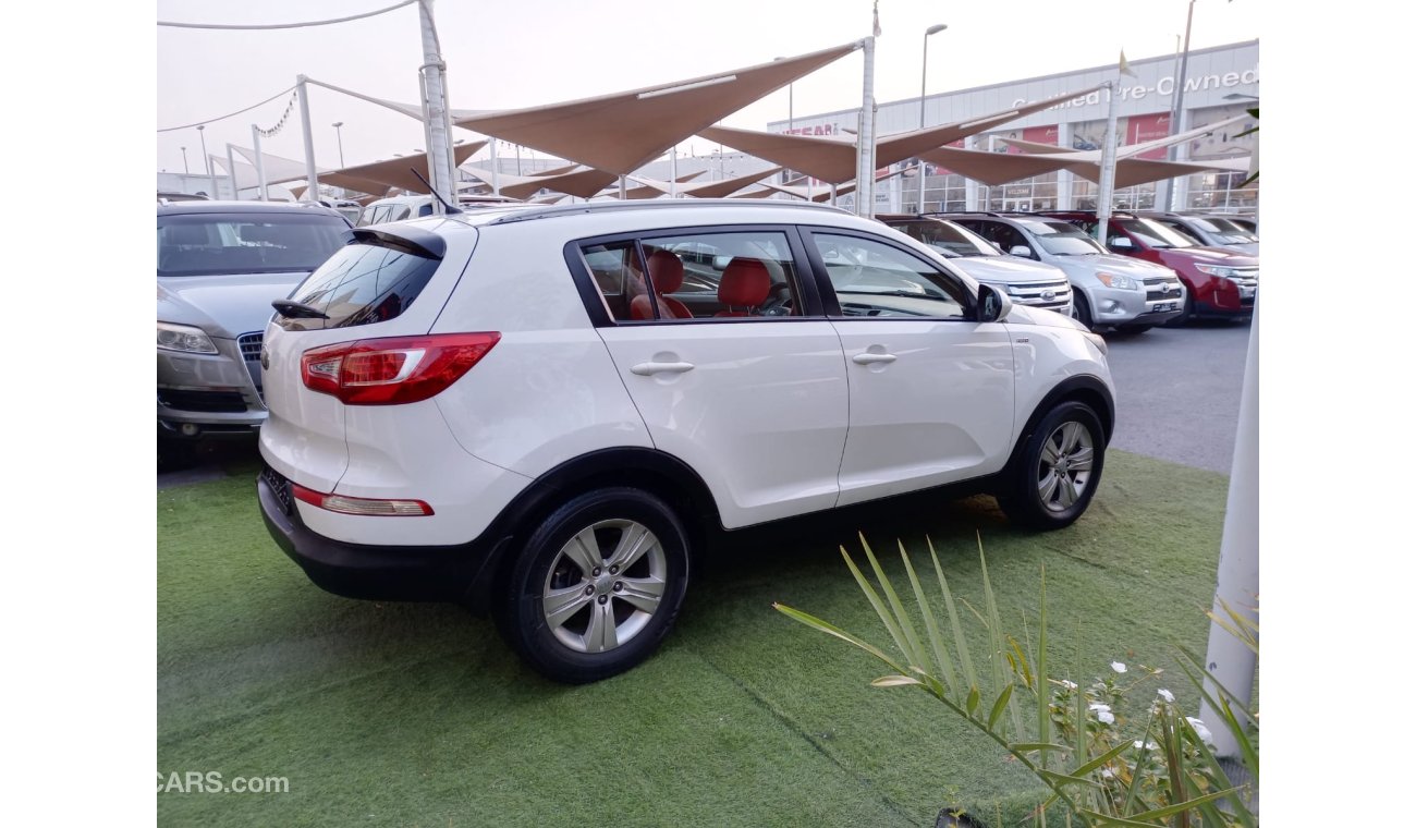 Kia Sportage 2014 model Gulf 2000 CC Forel cruise control control wheels sensors screen camera in excellent condi