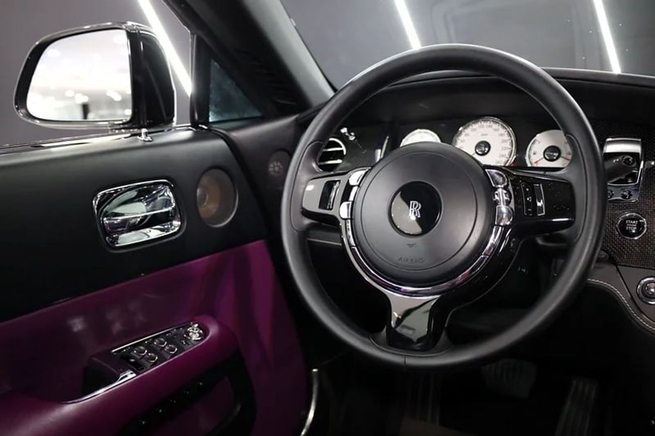 Rolls-Royce Wraith Black Badge, Starlights, Two-Tone Interior, GCC Specs!!